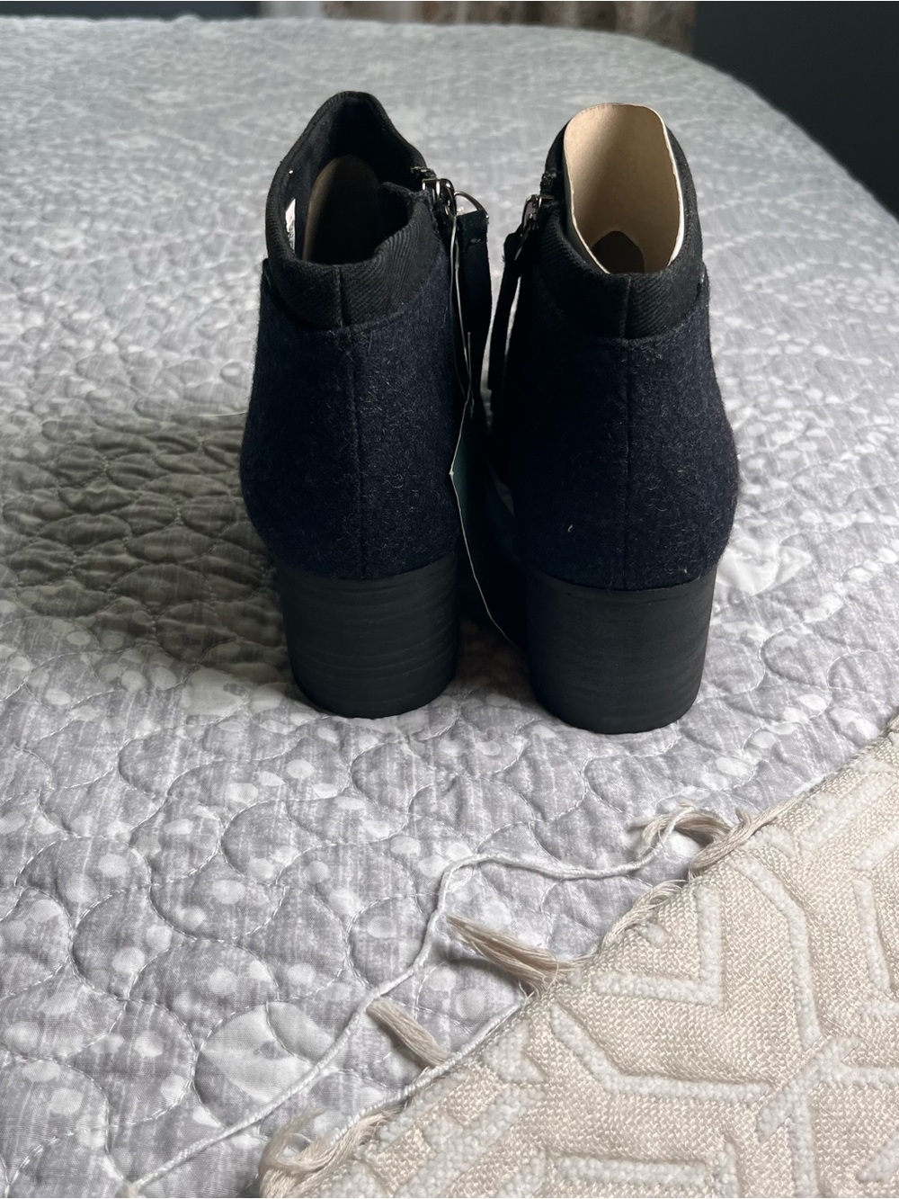 Toms Black Suede Ankle Booties. New with tags, 2 inch heel women’s size 8.5. - Picture 3 of 7